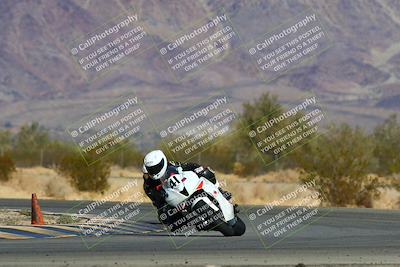 media/Jan-16-2022-CVMA (Sun) [[7f3d92989d]]/Race 2 Supersport Middleweight/